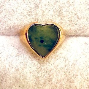 Vintage Jade heart ring size 5